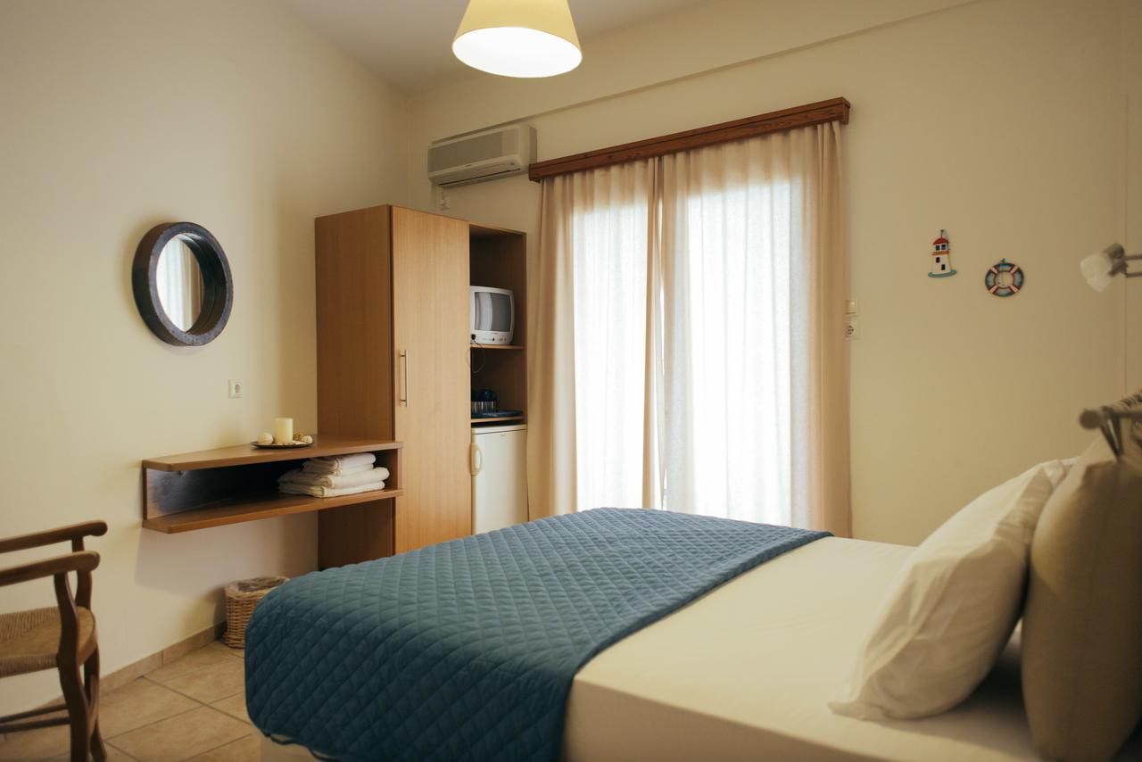 Faros Hotel Áfiszosz Kültér fotó