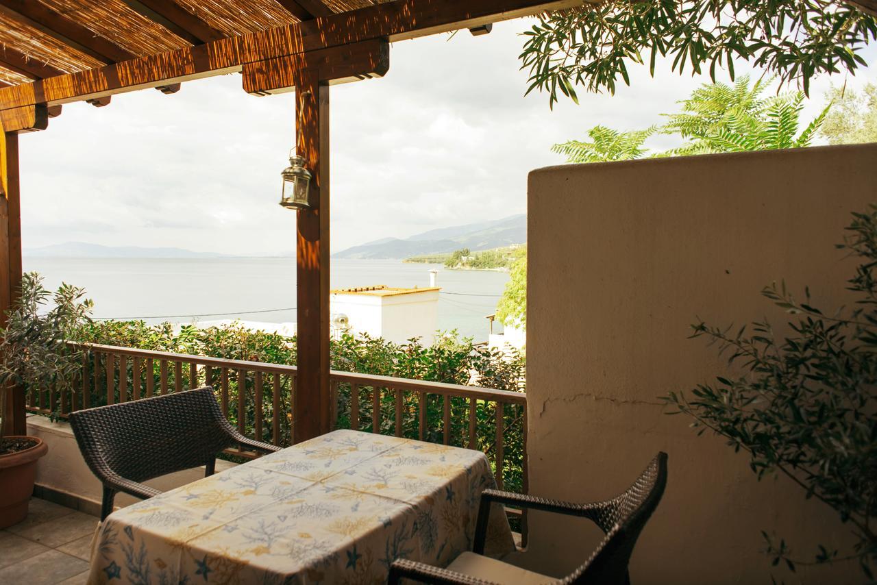 Faros Hotel Áfiszosz Kültér fotó